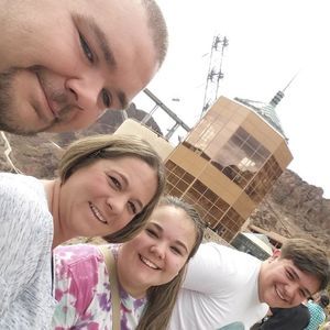 Meet your Posher, Daniel-janet